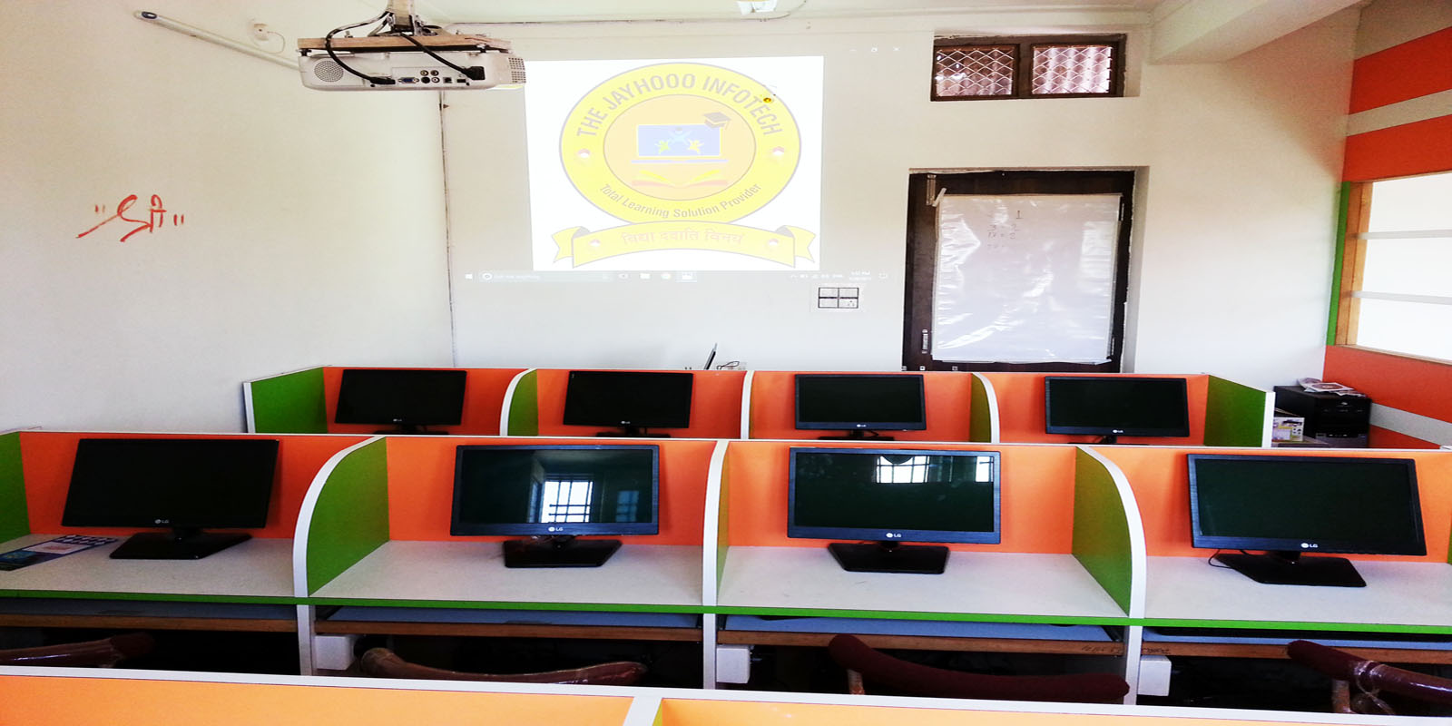 Class-Room-The-Jayhooo-Infotech-Solution-jalore